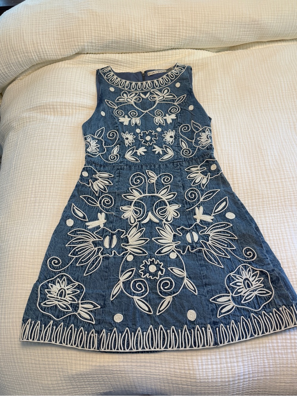 Alice + Olivia Lindsey Embroidered Denim Mini Dress Size 2
